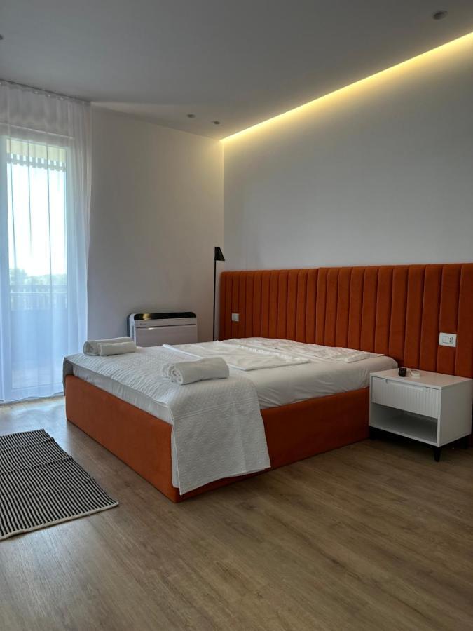 Hotel Restaurant Natyra E Qete Lezhë Extérieur photo